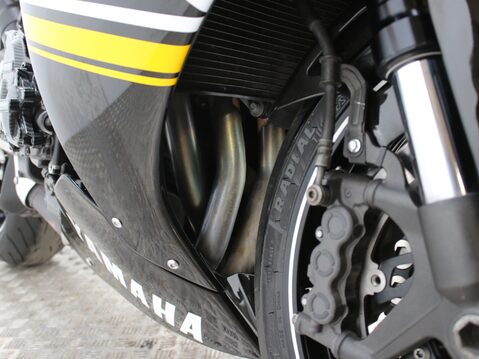 Yamaha R1 YZF R1 (10MY) 20