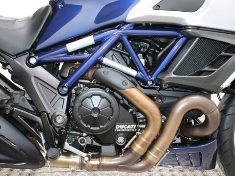 Ducati Diavel Diavel 1200 22