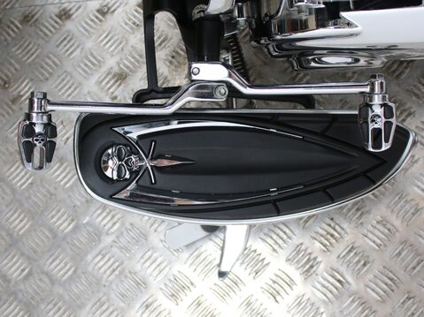 Harley-Davidson Softail FLSTF 1450 FAT BOY 29