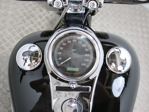 Harley-Davidson Softail FLSTF 1450 FAT BOY 15