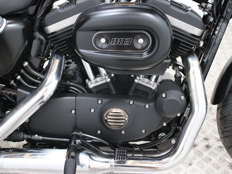 Harley-Davidson Sportster XL883N 21