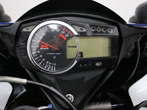 Suzuki GSX-R1000 GSX-R1000 L1 15