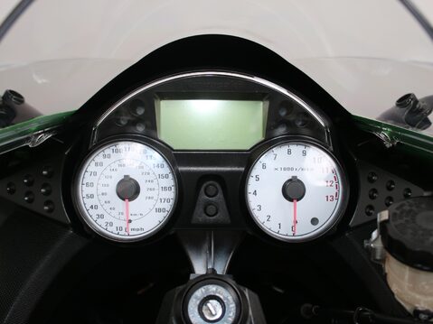 Kawasaki ZZR1400 ZX-14R 15