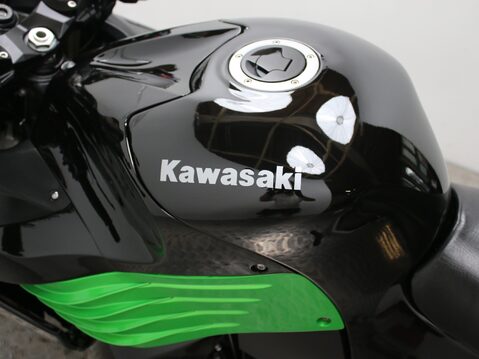 Kawasaki ZZR1400 ZX-14R 35