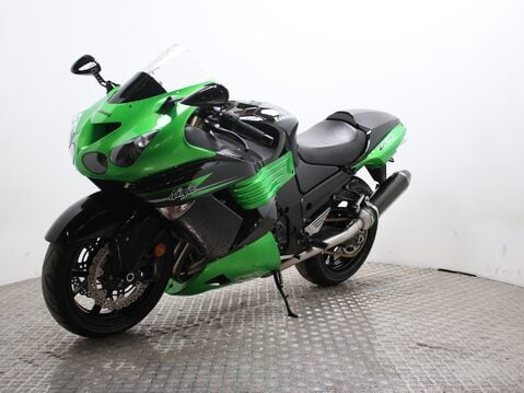 Kawasaki ZZR1400 ZX-14R 6