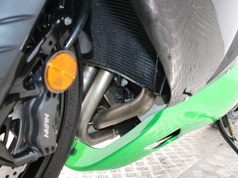 Kawasaki ZZR1400 ZX-14R 33
