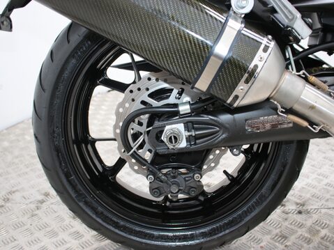 Kawasaki ZZR1400 ZX-14R 25