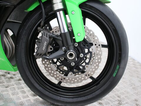 Kawasaki ZX-6R ZX600RAF 20