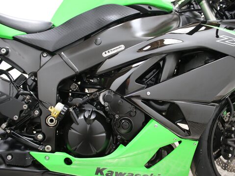 Kawasaki ZX-6R ZX600RAF 22