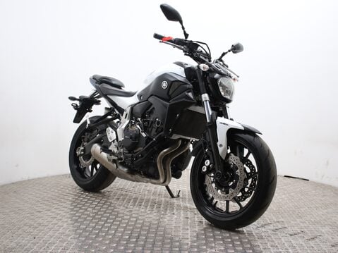 Yamaha MT-07 MT-07 (16MY) 3