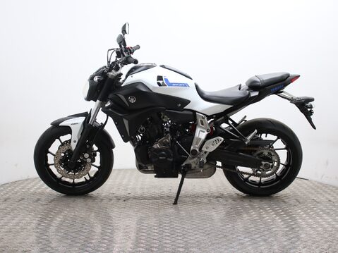 Yamaha MT-07 MT-07 (16MY) 8