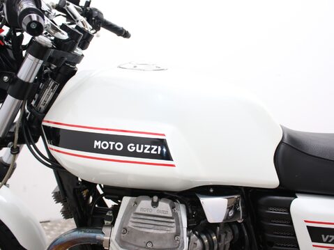 Moto Guzzi V7 V7 CLASSIC 32