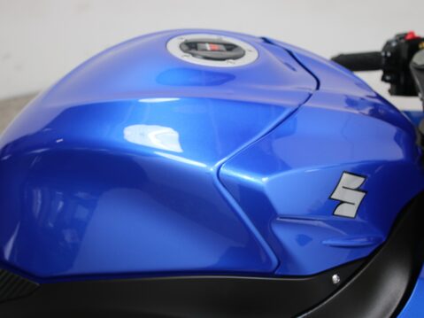 Suzuki GSX-R1000 GSX-R1000 L4 20