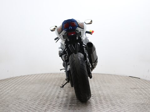 Suzuki GSX-R1000 GSX-R1000 L4 11