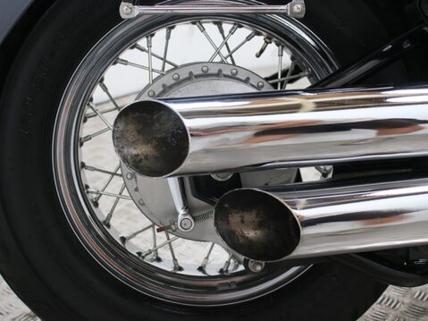 Suzuki Intruder 800 VL800 L1 22