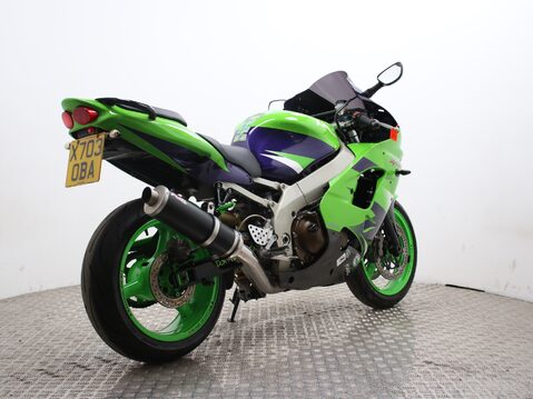 Kawasaki ZX-9R ZX 900 E1 12
