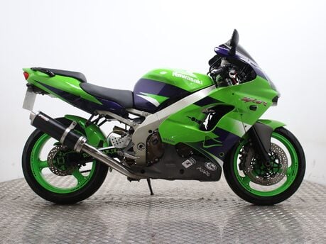 Kawasaki ZX-9R ZX 900 E1