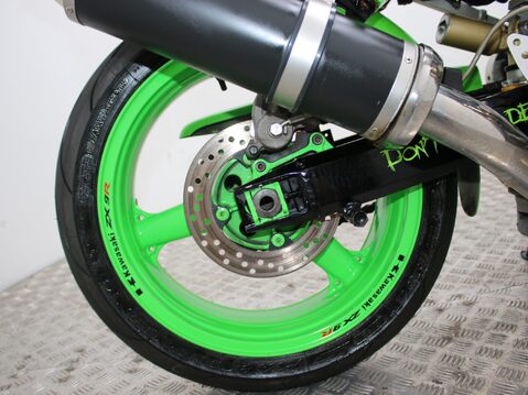 Kawasaki ZX-9R ZX 900 E1 26
