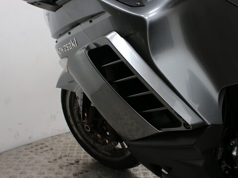Kawasaki GTR1400 GTR 1400 30