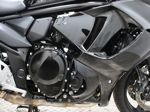 Suzuki GSX1250 GSX 1250 24