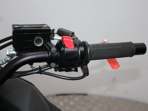 Suzuki GSX1250 GSX 1250 21
