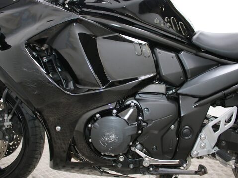 Suzuki GSX1250 GSX 1250 32