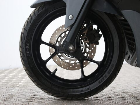Yamaha Nmax 125 GPD125-A ABS 22