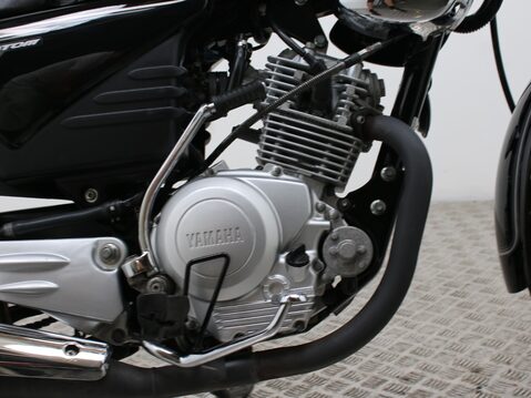 Yamaha YBR125 Custom YBR Custom 23