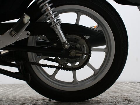 Yamaha YBR125 Custom YBR Custom 18
