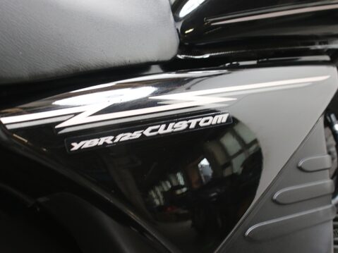 Yamaha YBR125 Custom YBR Custom 24