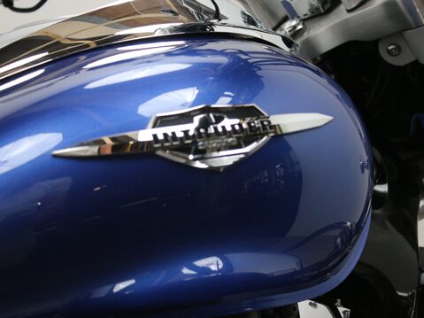 Suzuki Intruder 800 VZ 800 18