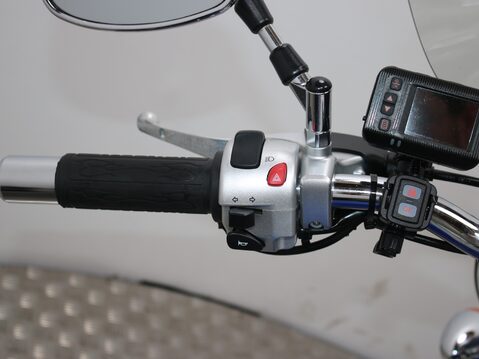 Suzuki Intruder 800 VZ 800 25