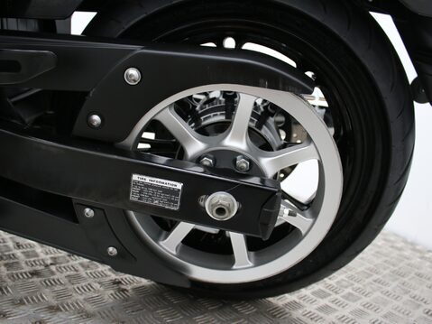 Yamaha XVS950 MIDNIGHT STAR 25