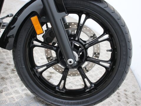 Yamaha XVS950 MIDNIGHT STAR 18