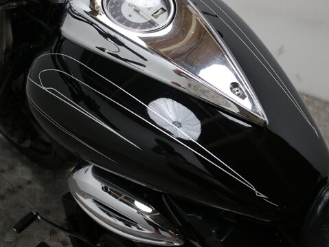 Yamaha XVS950 MIDNIGHT STAR 27