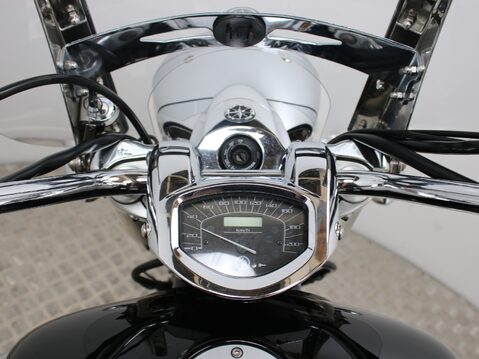 Yamaha XVS1300 MIDNIGHT STAR 15