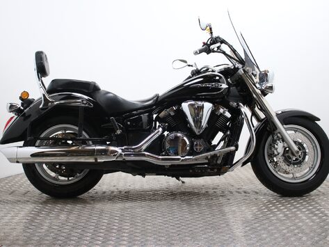 Yamaha XVS1300 MIDNIGHT STAR