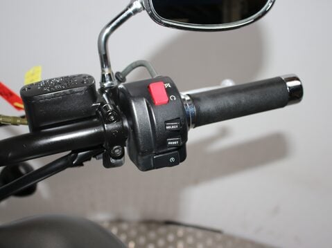 Yamaha XVS1300 XVS1300 CUSTOM 17