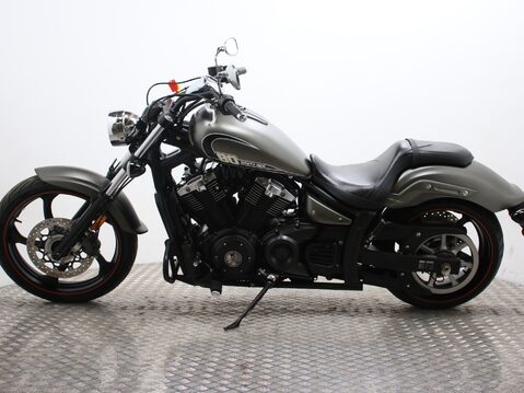 Yamaha XVS1300 XVS1300 CUSTOM 8