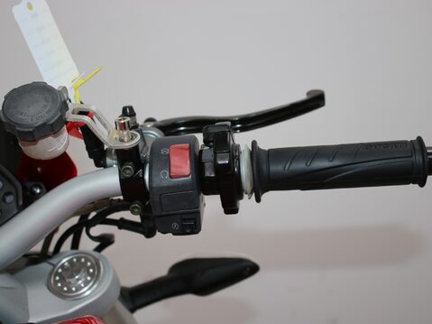 Ducati Monster 796 MONSTER 796 ABS 17