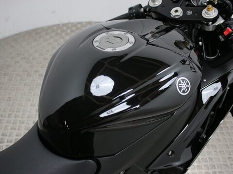 Yamaha R6 YZF-R6 22