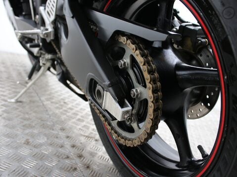 Yamaha R6 YZF-R6 29