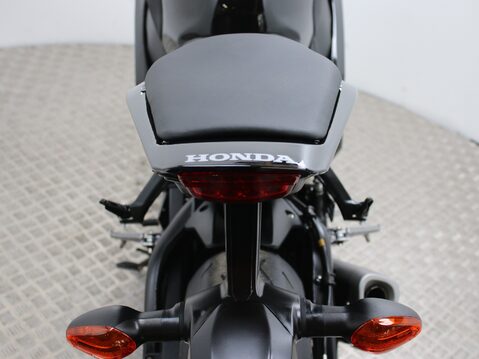 Honda CBR1000RR Fireblade CBR 1000 RR FIREBLADE 35