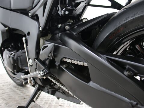 Honda CBR1000RR Fireblade CBR 1000 RR FIREBLADE 32