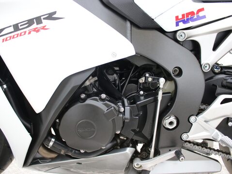 Honda CBR1000RR Fireblade CBR 1000 RR FIREBLADE 31