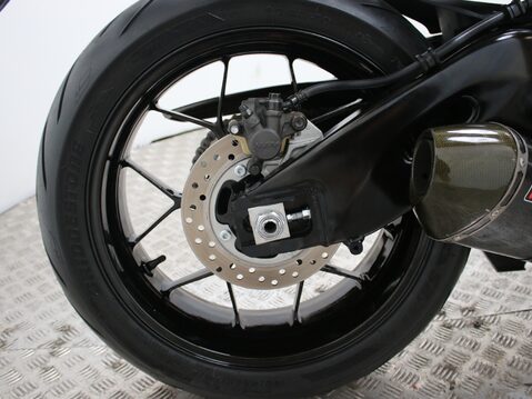 Honda CBR1000RR Fireblade CBR 1000 RR FIREBLADE 25