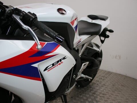 Honda CBR1000RR Fireblade CBR 1000 RR FIREBLADE 29