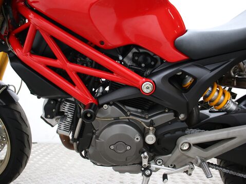 Ducati Monster 1100 M1100 S 28
