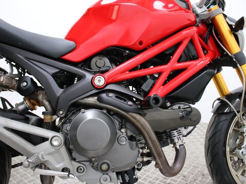 Ducati Monster 1100 M1100 S 22