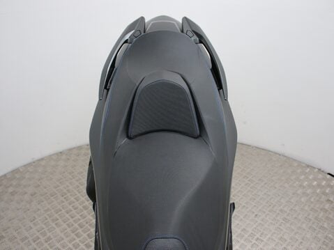 Suzuki Burgman 400 AN 400 AM2 34